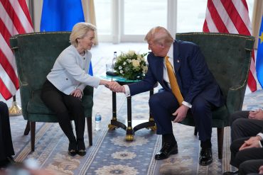 TURNBERRY, SCOTLAND - JULY 27: President of the European Commission Ursula von der Leyen shakes hands with U.S. President Donald Trump during a meeting at Trump Turnberry golf club on July 27, 2025 in Turnberry, Scotland. U.S. President Donald Trump is visiting his Trump Turnberry golf course, as well as Trump International Golf Links in Aberdeenshire, during a brief visit to Scotland from July 25 to 29. (Photo by Andrew Harnik/Getty Images)