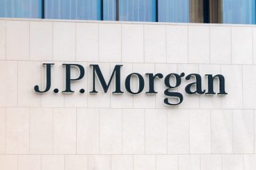 JPMorgan headquarters amid Q2 earnings buzz, reflecting rising trading revenue and declining investment banking performance.