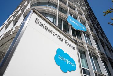 Salesforce AI chatbot assisting a customer with real-time support on a digital interface