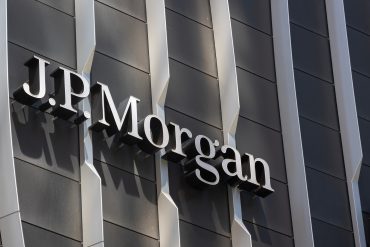 JPMorgan introduces new data access fees, triggering fintech stock declines and threatening the core business models of PayPal, Block, and Affirm.
