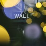 New York Stock Exchange (NYSE) site. Markets price in a December Fed rate cut after soft inflation data and accelerating tech earnings driven by AI and cloud growth.