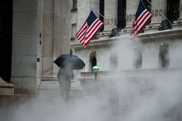 New York Stock Exchange as US markets outlook shifts amid energy shock, private credit stress and tech liability in Q1 2026