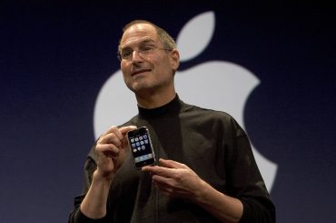 Steve Jobs unveils the iPhone in 2007 as Apple 50 years reflects product innovation, platform strategy, and the expansion of the Apple ecosystem