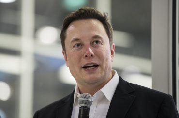 Elon Musk SpaceX IPO filing as SpaceX targets a $1.75 trillion IPO valuation, the largest IPO in history, ahead of a public listing, SEC filing, stock debut and market debut driven by Starlink business and space infrastructure