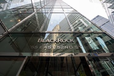 BlackRock Q1 inflows earnings AUM growth ETF inflows asset management revenue growth BlackRock financial results iShares inflows platform expansion