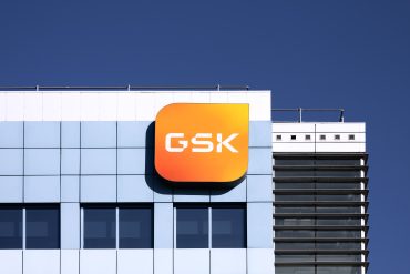 GSK precision oncology research supporting the Nuvalent acquisition and development of next-generation lung cancer therapies targeting ROS1 and ALK mutations.