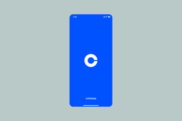 Coinbase crypto platform interface showing digital asset trading, subscription revenue growth, market share expansion and cryptocurrency ecosystem