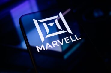 Marvell Technology logo representing Marvell Q2 earnings, AI revenue growth, data center demand, custom silicon and the company's expanding Google chip partnership