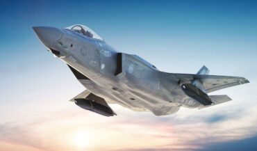 Lockheed Martin F-35 Lightning II in flight, representing Lockheed Martin Q3 earnings, F-35 production, Lot 20 funding, defense backlog and military aviation