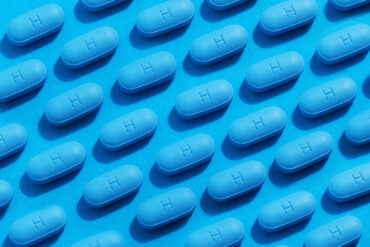 PrEP pills representing Gilead Q3 earnings, HIV prevention growth, Yeztugo and Descovy sales, Biktarvy performance and the company’s expanding HIV franchise